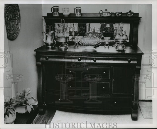 1962 Press Photo Sideboard owned by Clara Barton in her old home in Glen Echo Md - Historic Images