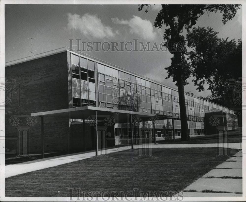 1959 Press Photo John Audubon Junior High School in MIlwaukee - mja03991 - Historic Images