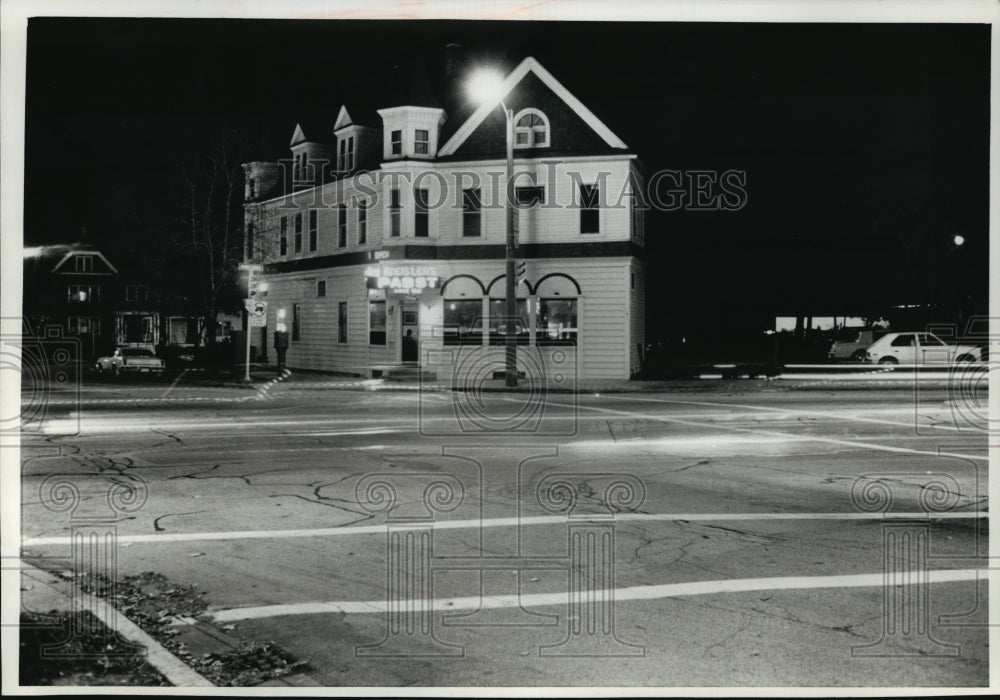 1989 Press Photo Kneisler&#39;s White House, 2900 S. Kinnickinnic Ave. - mja04338 - Historic Images