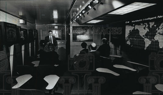 1990 Press Photo AT&T World Stage, an mobile exhibit - mja04408 - Historic Images