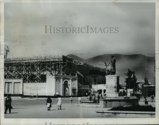 1962 Press Photo Skanderberg Square in the Albanian Capital of Tirana - Historic Images