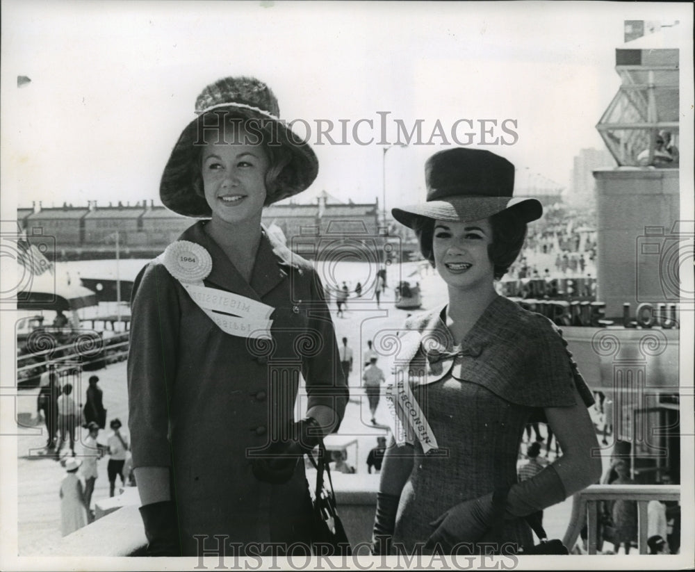 1964 Press PhotoThe Badger State was the subject of conversion as Miss Wisconsin - Historic Images