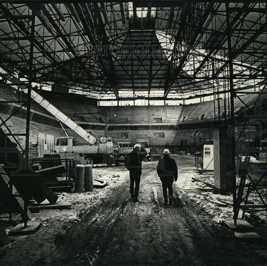 1988 Press Photo The Bradley Center began to take shape in March 1988-Historic Images