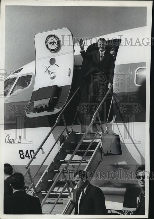 1990 Press Photo Spiro T. Agnew, Milw. and Wisc. Visits - mja05024 - Historic Images