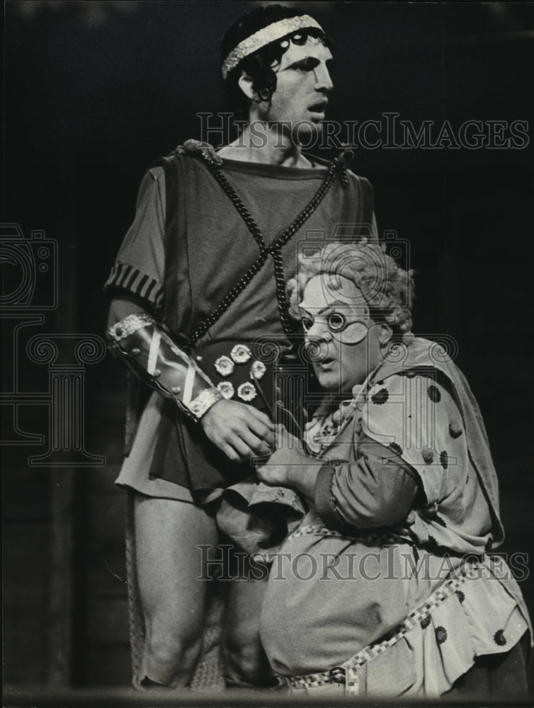 1981 Press Photo Rehearsal for the opening of the American Players Theater - Historic Images