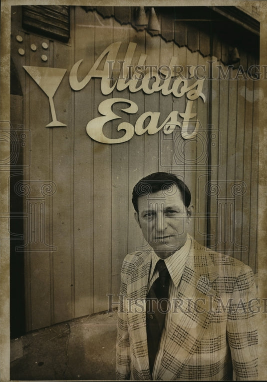 1976 Press Photo Tom Alioto, Operator of Alioto's East. - mja05266 - Historic Images