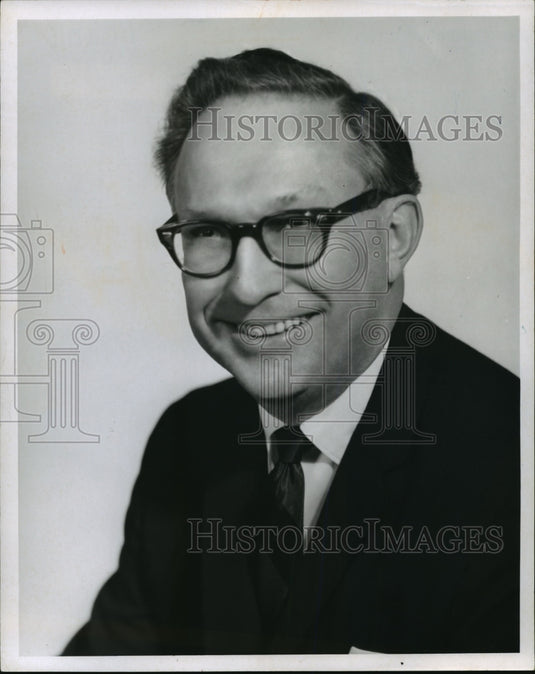 1989 Press Photo Milton B Brandl, long time radio anchor for WISN AM1130- Died - Historic Images