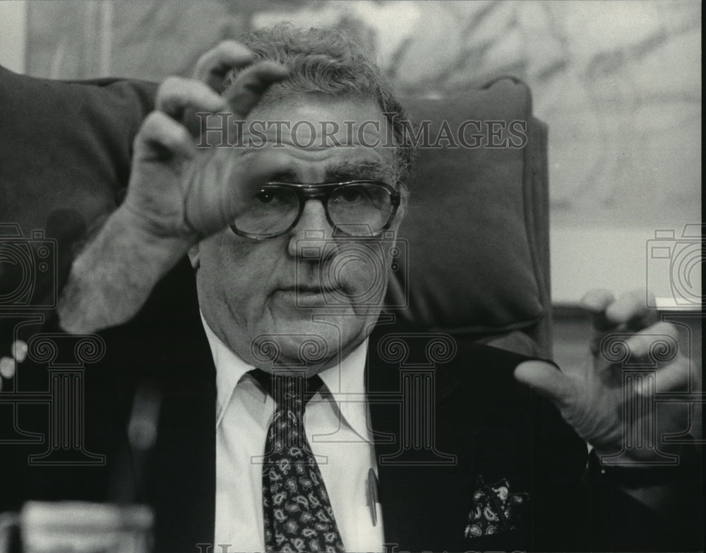 1984 Press Photo City Attorney James Brennan - mja05497 - Historic Images