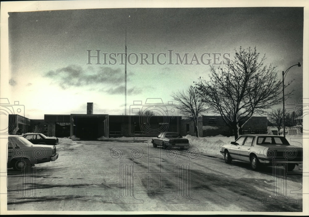 1987 Press Photo The Algoma Memorial Medical Center - mja05632 - Historic Images