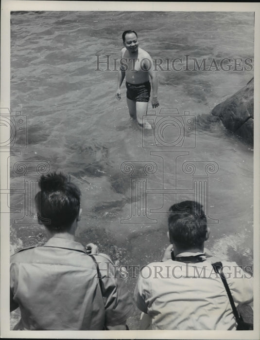 1964 Viet Nam's Strongman Major General Nguyen Khanh takes a dip - Historic Images