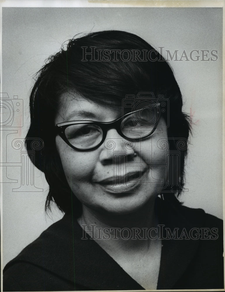 1971 Press Photo Mrs Josephine Bigler, Indian Community School teacher - Historic Images