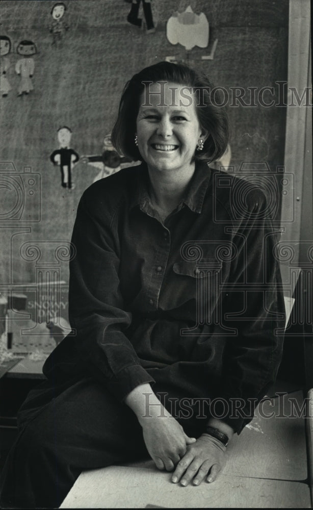 1990 Press Photo School Board member Mary Bills - mja06787 - Historic Images