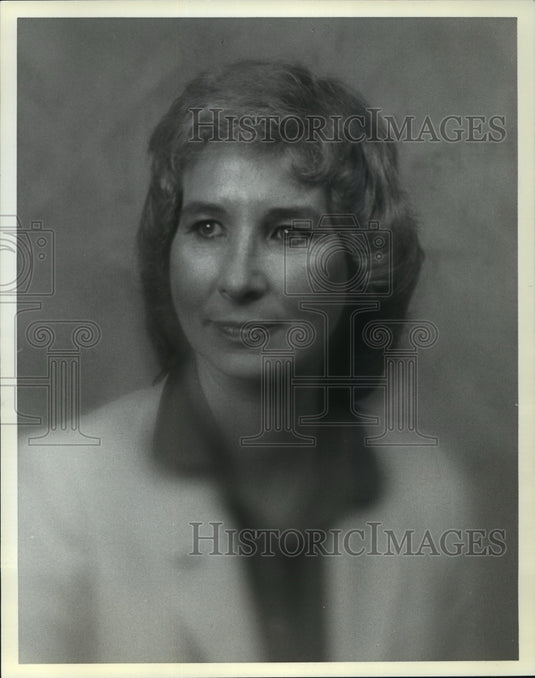 1983 Press Photo Irene Benz, Village of Menomomee Falls Trustee - mja07008 - Historic Images