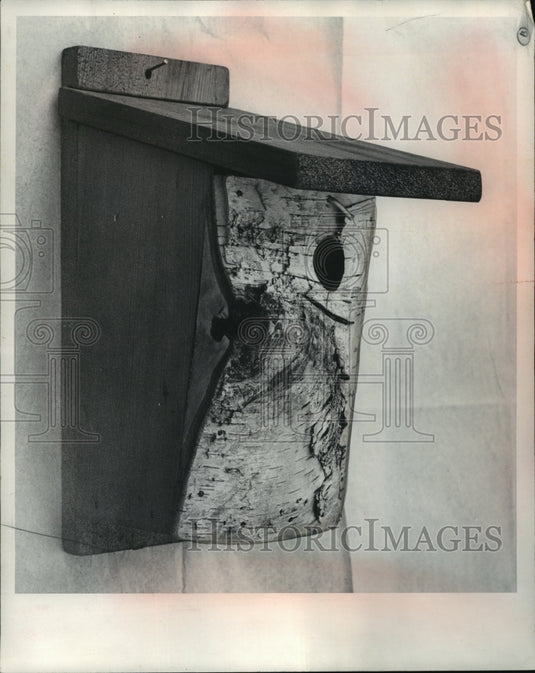1952 Press Photo Tree swallow or woodpecker house - mja07031 - Historic Images