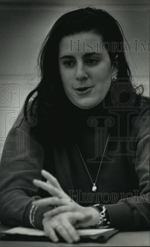 1991 Press Photo Meggan Friedman, Bill of Rights Activist - mja07075 - Historic Images