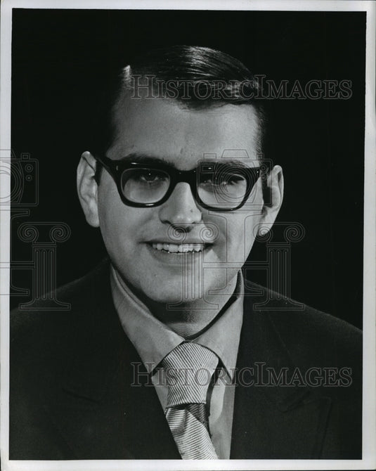1971 Press Photo Bruce Bennett, WISN TV Announcer - mja07124 - Historic Images