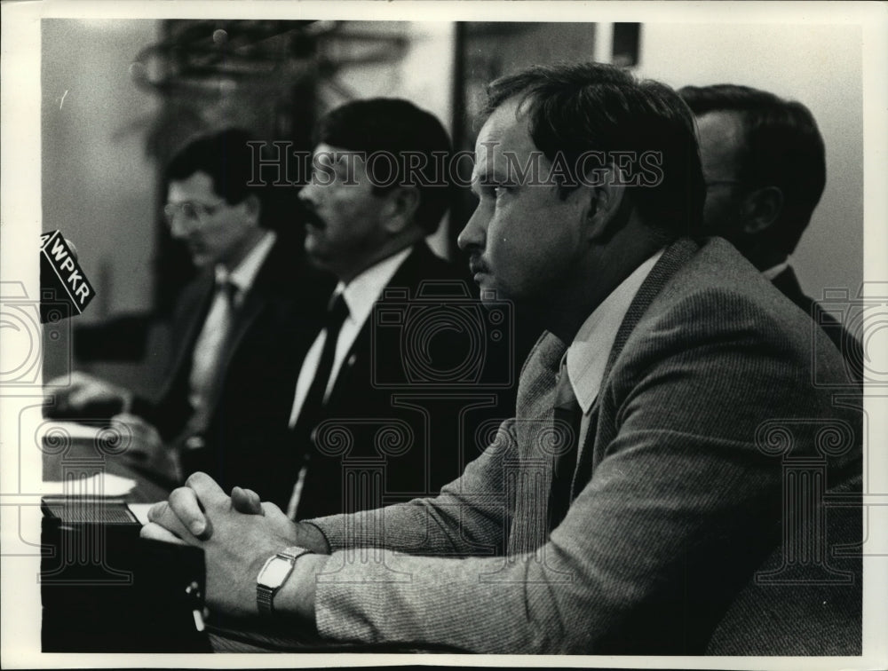 1990 Press Photo Det. Lt. Edwin Sheppard in Lawrencia Bembenek Case - mja07590 - Historic Images