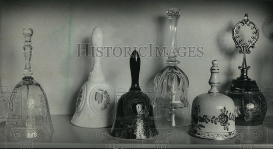 1986 Press Photo Antique Bell on View at Tour of Homes in Wauwatosa - mja07592 - Historic Images