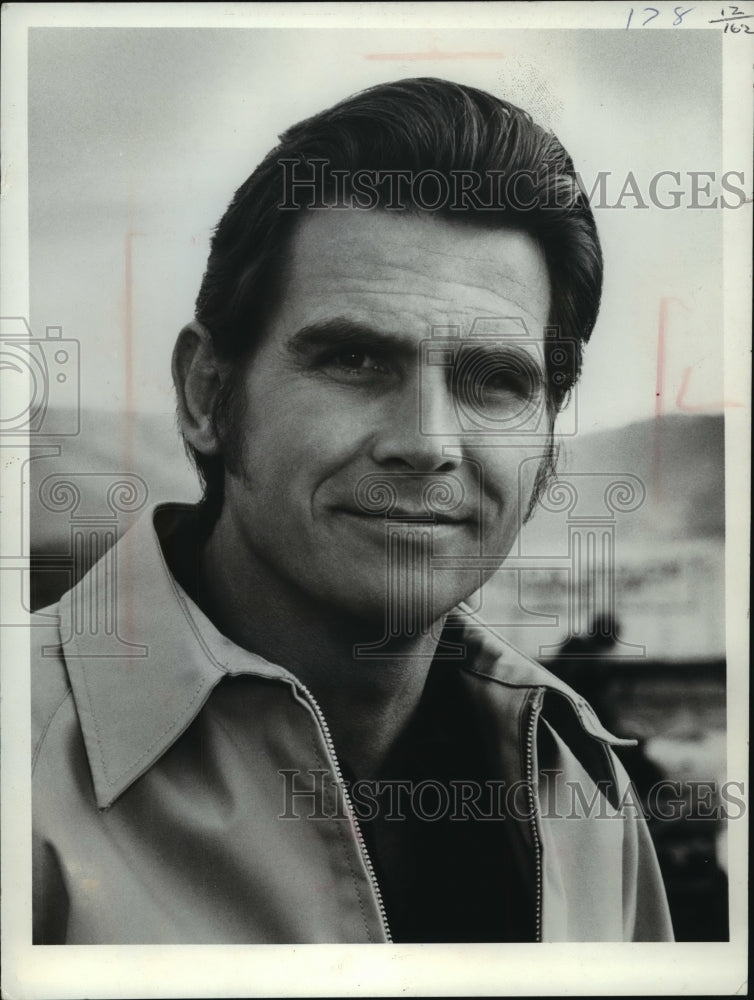 1976 Press Photo Actor James Brolin - mja07698-Historic Images