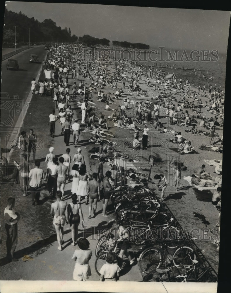 1963 Press Photo Bradford Beach on Lake Michigan - mja07747- Historic Images