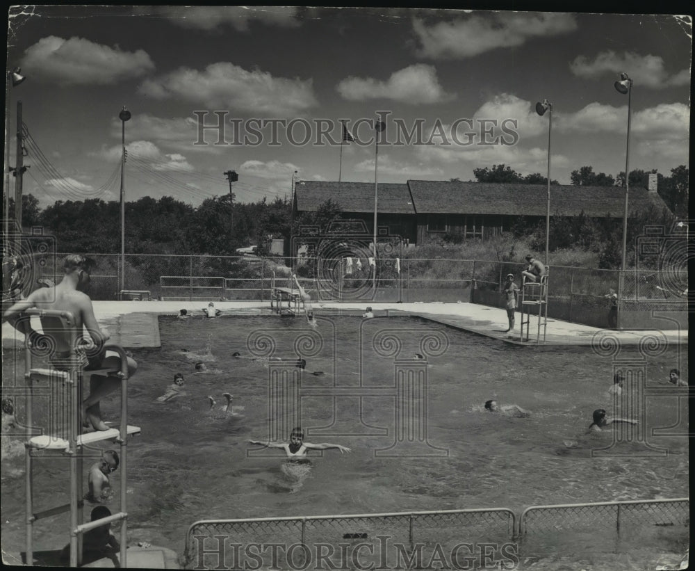 1952 Press Photo Pool at Camp Whitcomb on Lake Keesus Owned by Boys Club - Historic Images