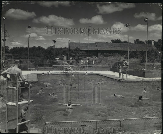 1952 Press Photo Pool at Camp Whitcomb on Lake Keesus Owned by Boys Club - Historic Images