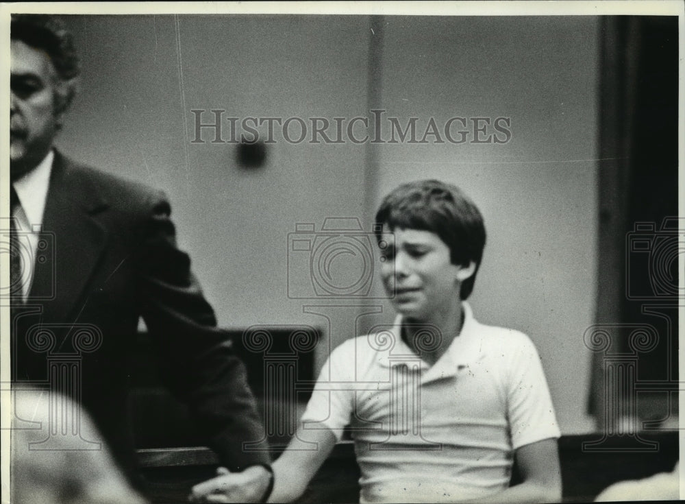 1981 Press Photo Sean Schultz Testifying at Lawrencia Bembeneck Hearing-Historic Images