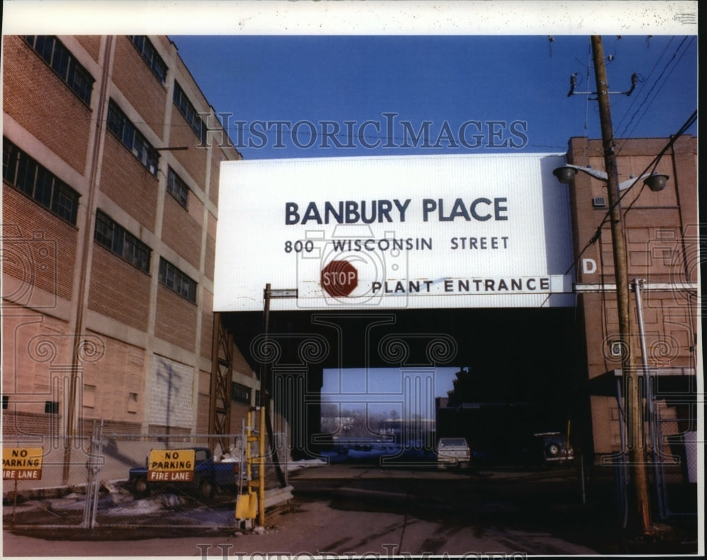 1993 Press Photo Banbury Place leases space in building for other uses-Historic Images