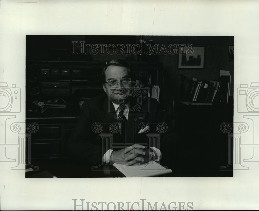 1986 Press Photo Robert S. Brill, Brills, Inc. Milwaukee - mja08964 - Historic Images