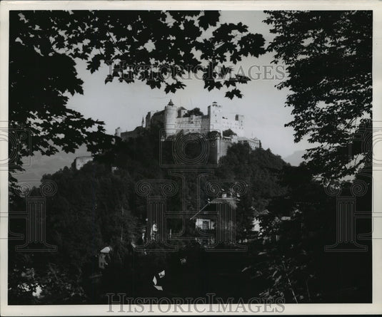1944 Press Photo Castle on the Hill - mja09015 - Historic Images