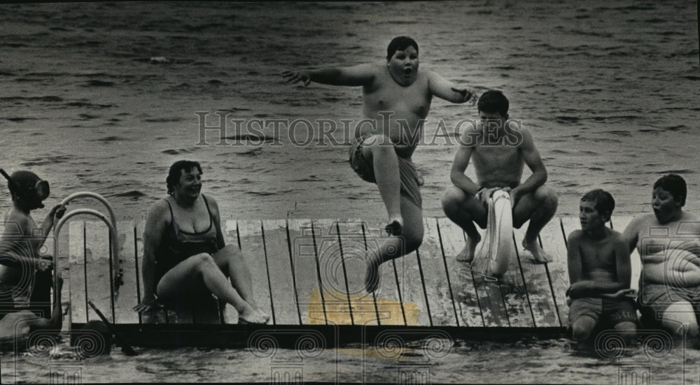 1992 Press Photo Mark Flood of Troop 97 at Long Lake Boy Scout camp - mja09030 - Historic Images