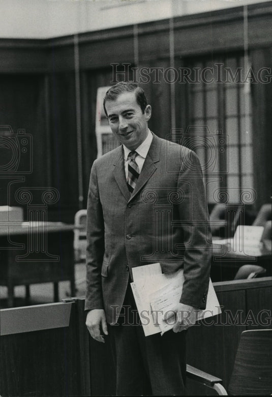 1968 Press Photo David J. Cannon, newly - appointed Milw. Co. O.A. - mja09265 - Historic Images
