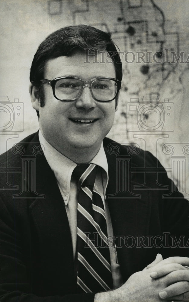 1977 Press Photo Daniel Boyce, Director of Milwaukee Development Corporation-Historic Images