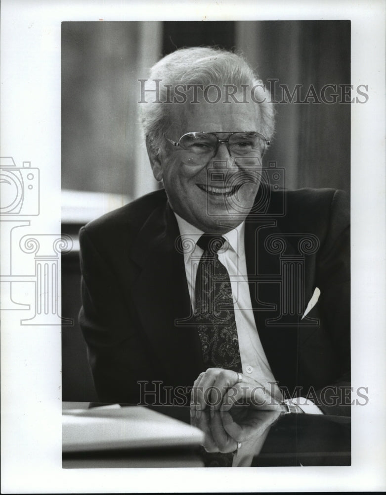 1980 Press Photo Ernest L. Boyer, president of the Carnegie Foundation - Historic Images