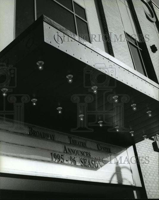 1995 Press Photo Broadway Theatre Center - mja09947 - Historic Images