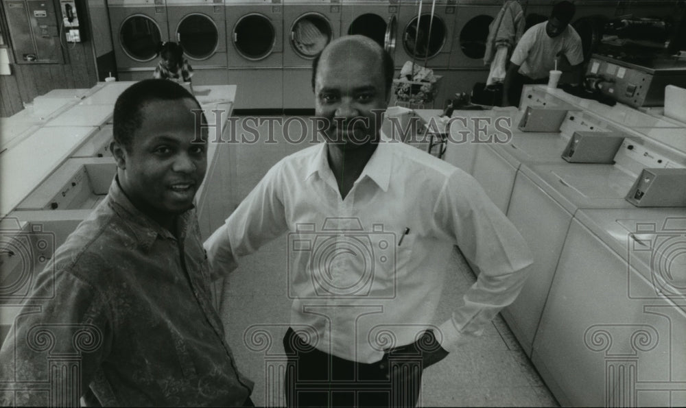 1994 Press Photo Chidi Nwachukwu &amp; Christian Nwoyne of Vivid Ventures Inc.-Historic Images