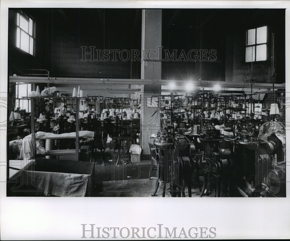 1965 Press Photo Brisbane Hall - mja11012 - Historic Images