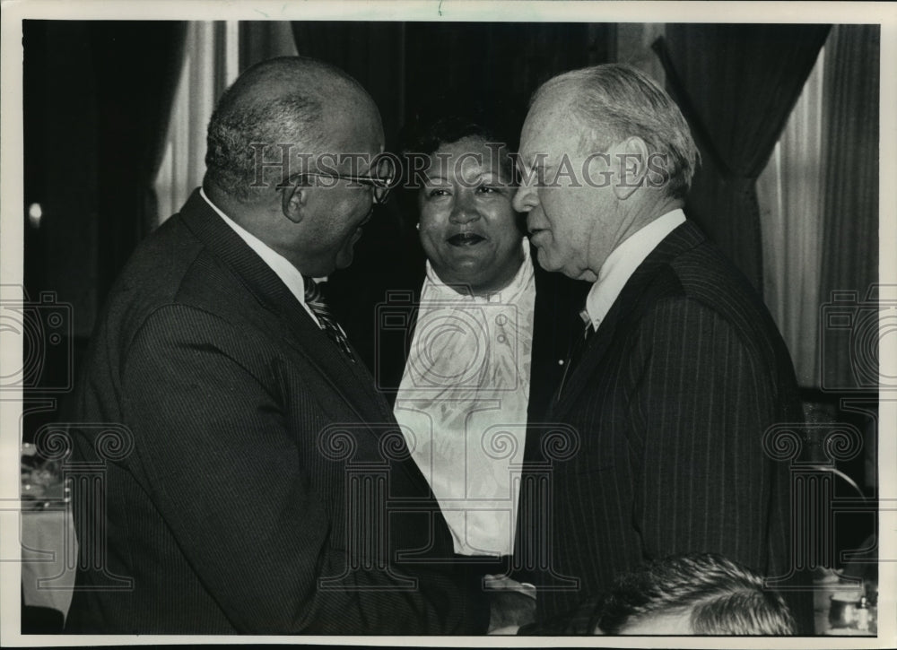 1988 Press Photo Congressional candidate Helen Barnhill & her father Willie Pond-Historic Images