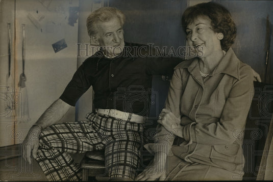 1976 Press Photo Mrs. Betty Anick is shown with her husband, John - mja11445-Historic Images