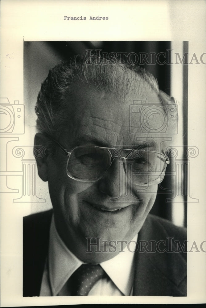 1988 Press Photo West Allis urologist Francis Andres - mja12172 - Historic Images