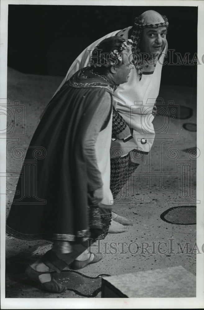 1973 Press Photo Scene from &quot;A Funny Thing Happened On The Way to the Forum&quot; - Historic Images