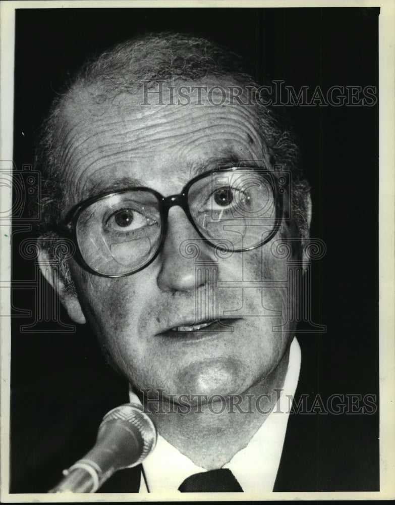 1981 Press Photo Secretary Malcom Baloridge testifies before Senate Judiciary Co - Historic Images