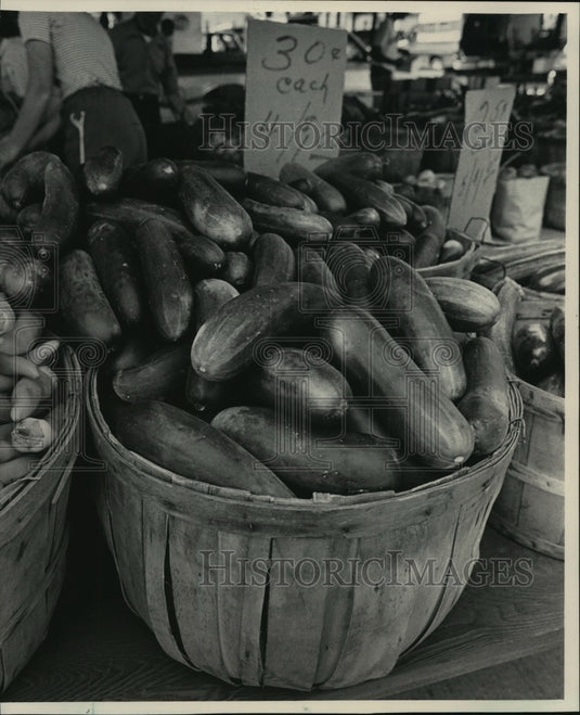 1983 Press Photo Plentiful cucumbers add crispness to summer meals - mja12492 - Historic Images