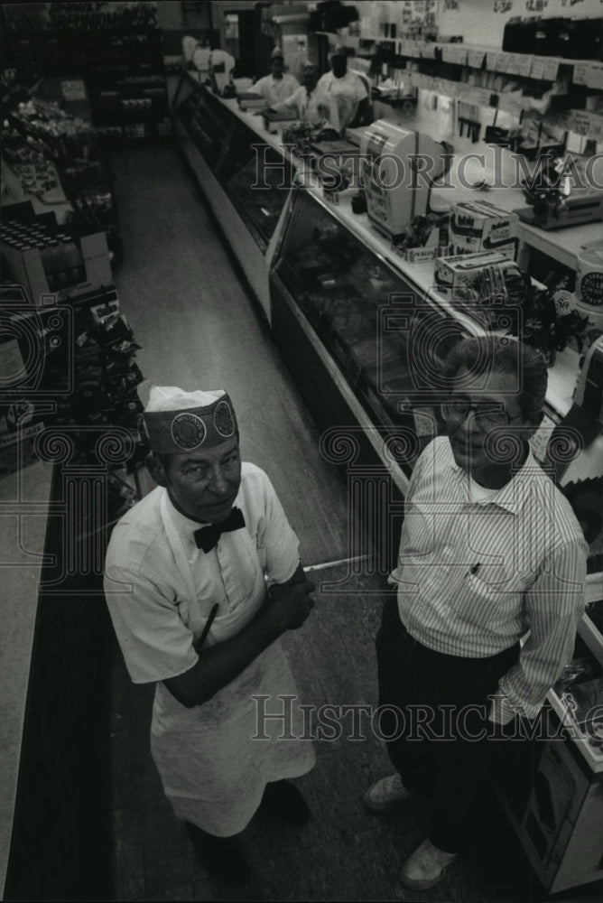 1993 Press Photo Charles Ignatowski &amp; his brother Robert, owners Victor&#39;s Market - Historic Images