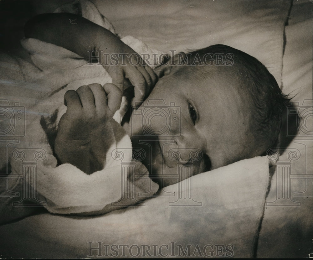 1957 Press Photo The baby boy weighed nine pounds and was about 2 days old - Historic Images