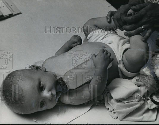 1955 Press Photo Karen Walloch, 7 months, of 1418 S. 79th st. - mja12855 - Historic Images