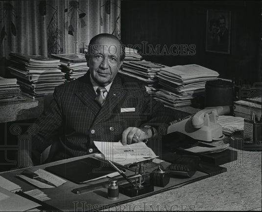 1970 Press Photo Gustav S. Wand, president of Wand Builders Inc. - mja13016 - Historic Images