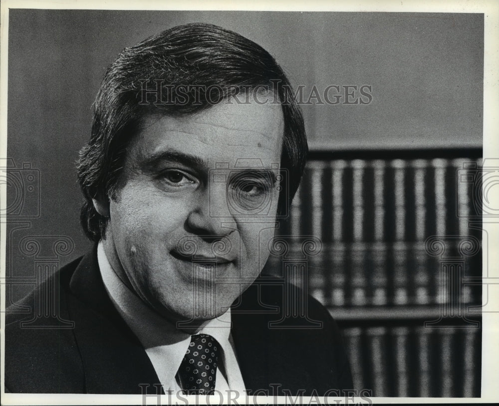 1982 Press Photo James Mahner, Director of Milwaukee County Institutions - Historic Images