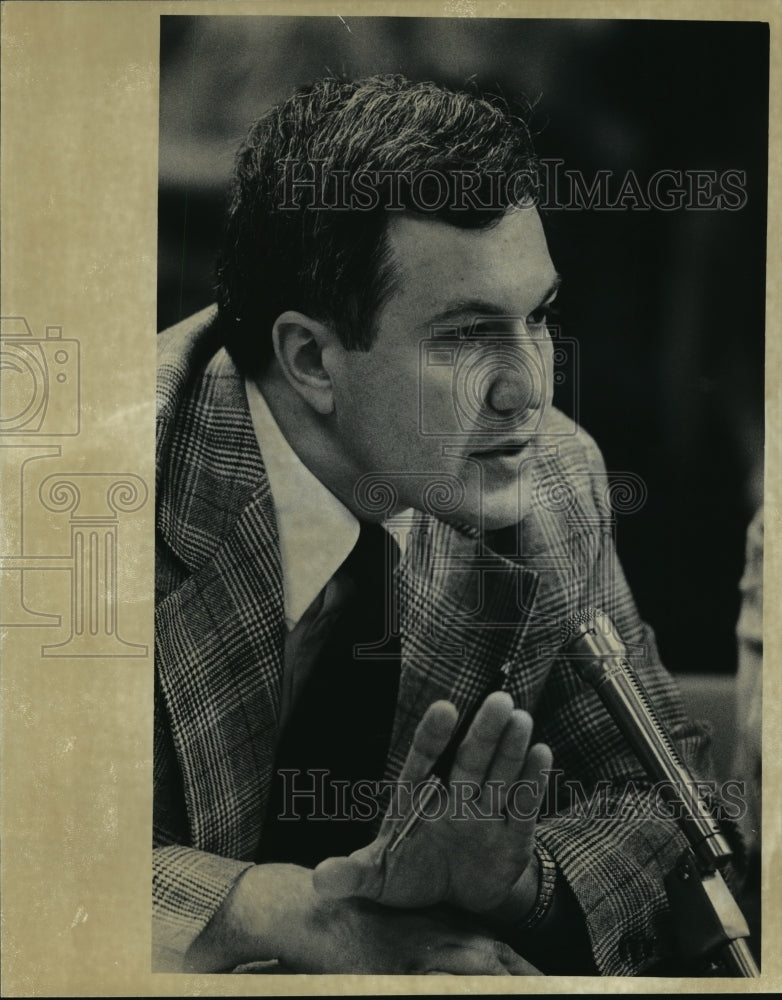 1982 Press Photo Milwaukee Civic Leader William Ward - mja13497-Historic Images