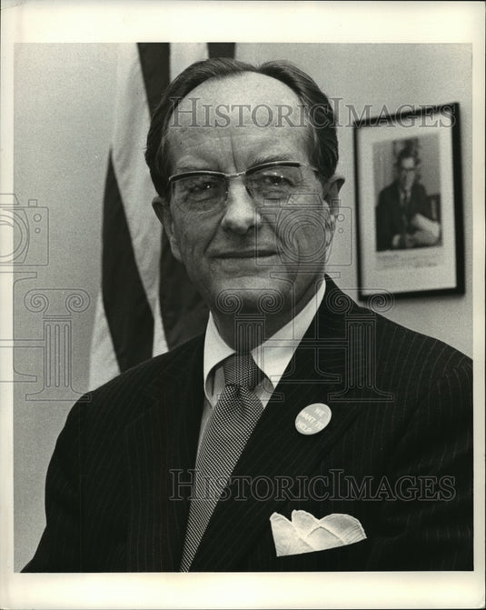 1973 Press Photo Internal Revenue Commissioner Johnnie M Walters - mja13535 - Historic Images